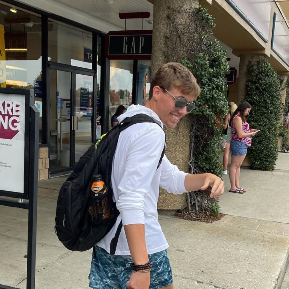 Meet your Posher, Jaydee